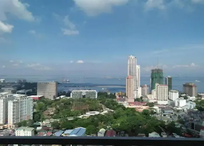 The Scenic: Comfortable Living By Awsom Phil *